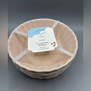 Garden Party - Set of 4 bowls 7in Diameter